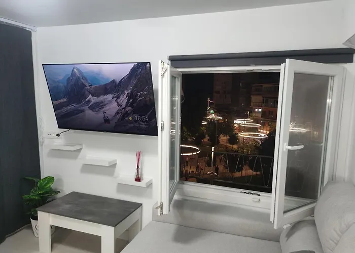 Luxury Apartment With Best Views
